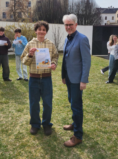 Urkunden für die teilnehmenden Schüler:innen