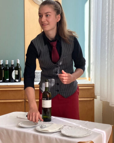 Jungsommelière Prüfung 2025