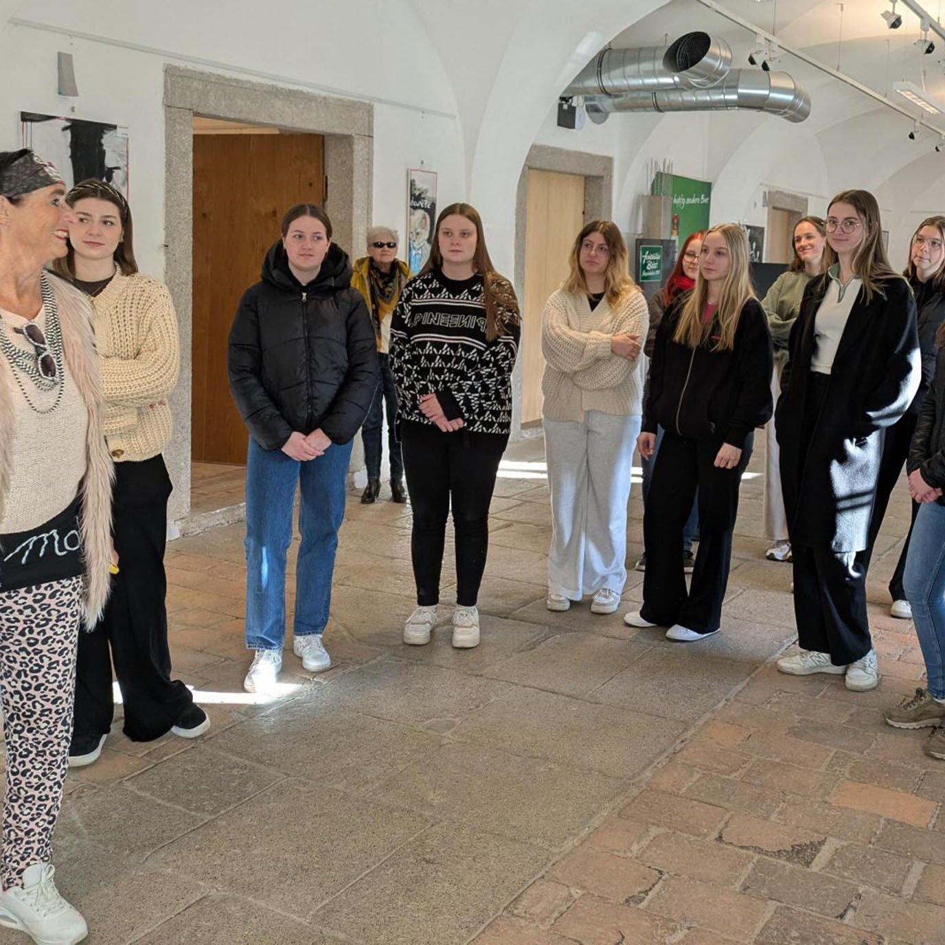 Besuch der Ausstellung "Karli meets Toys" (Brauhaus Galerie)