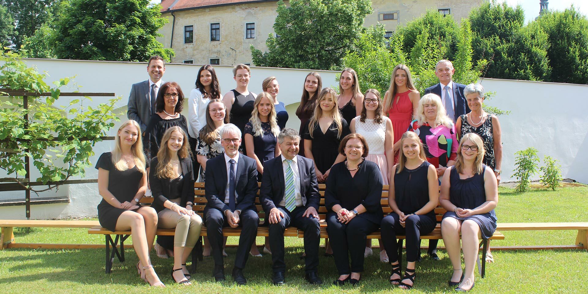 Abschlussklasse 5HLWa Abschlussklasse 5HLWa