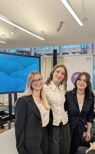 Schüler:innen aktiv beim europäischen Jugendparlament (Münster)