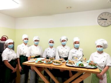 Selbstgemachte Jause Schülerinnen