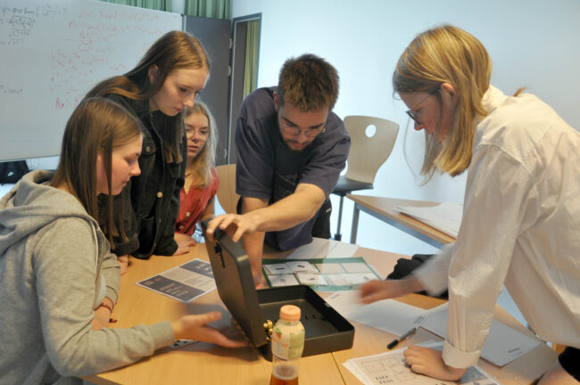Escape Room und Programmier-Workshop für die 4. HLK-Klassen an der FH OÖ