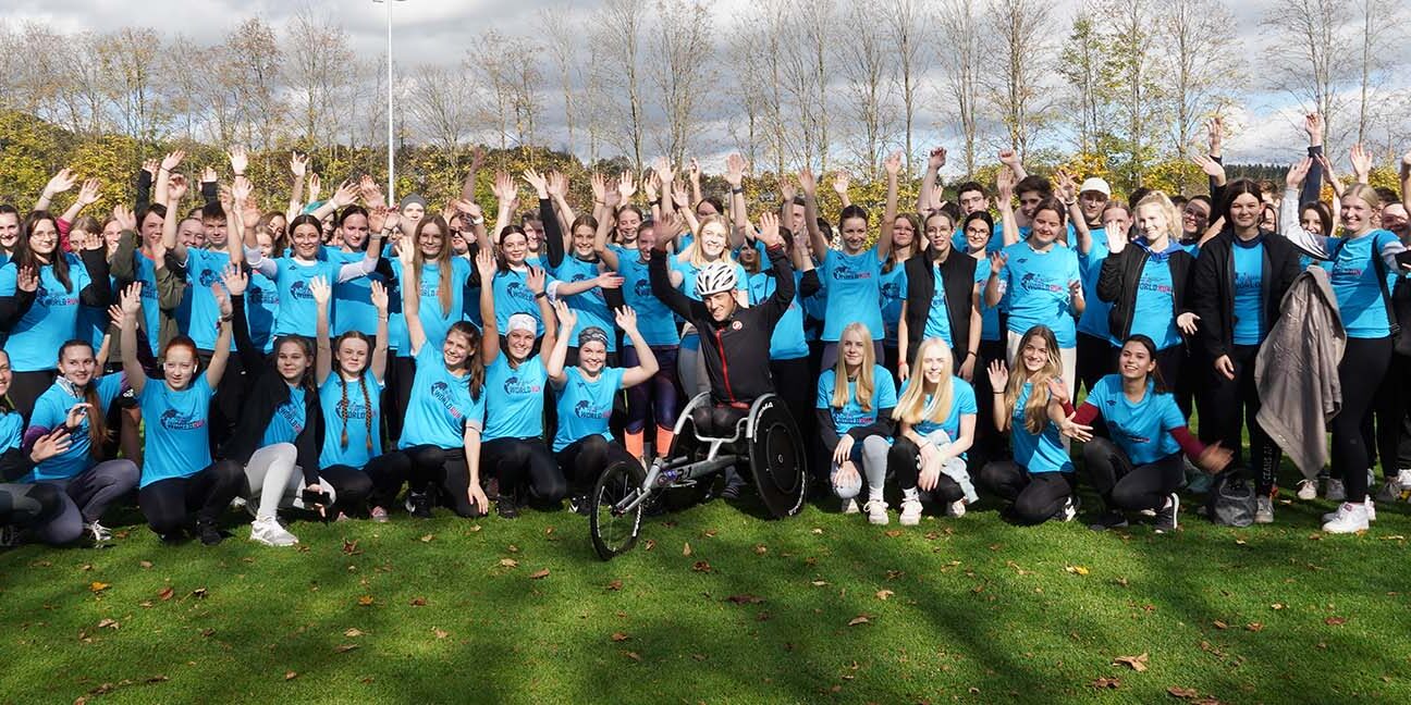 wings-for-life Lauf Gruppenfoto wings-for-life Lauf Gruppenfoto