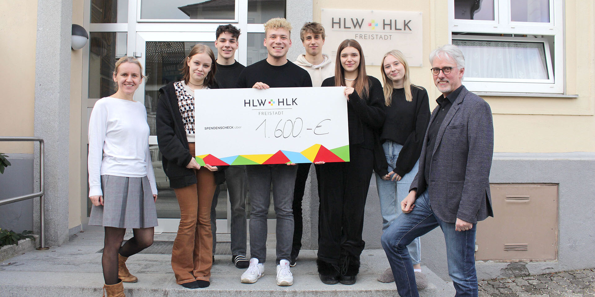 Schule spendet für Schulprojekt in Ruanda