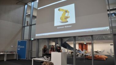 Präsentation Robotik-Projekte am LIT Robopsychology Lab | JKU