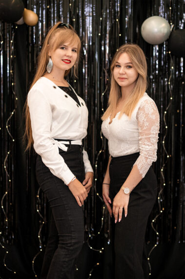 Schülerinnen des Ballkomitees 2023