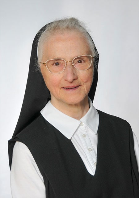 Schwester Angelina