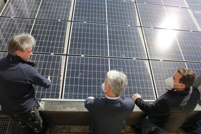HLW Freistadt Photovoltaik Begutachtung Direktor HLW Freistadt Photovoltaik Begutachtung Direktor