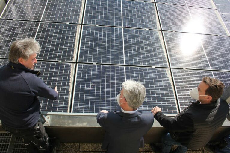 HLW Freistadt Photovoltaik Begutachtung Direktor