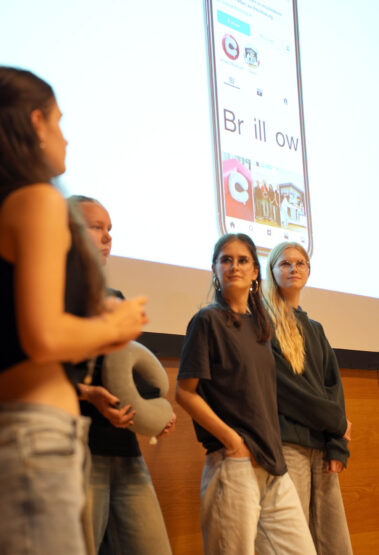 Youth Enterpreneurship Week 2025 - Präsentation - Pitch