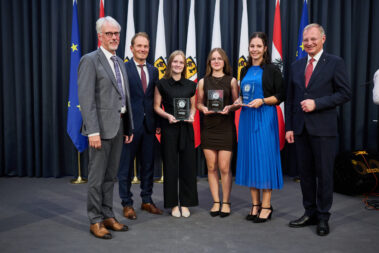 Ehrung Maturant:innen mit ausgezeichnetem Erfolg 2025 durch Land OÖ