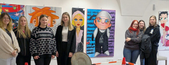 Besuch der Ausstellung „Karli meets Toys“ (Brauhaus Galerie) Besuch der Ausstellung "Karli meets Toys" (Brauhaus Galerie)