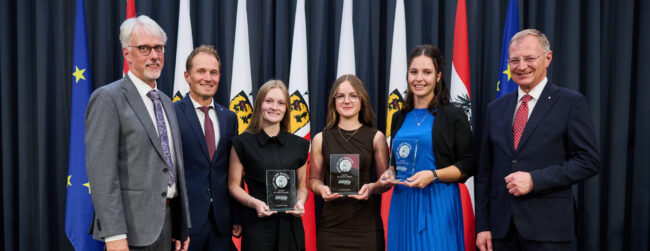 Ehrung Maturant:innen mit ausgezeichnetem Erfolg 2025 durch Land OÖ